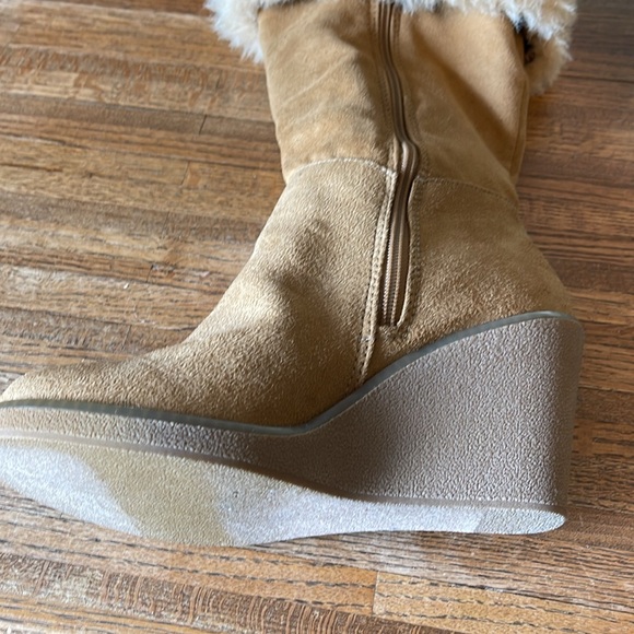 Tall suede zippered furry boots 8M - Picture 6 of 8